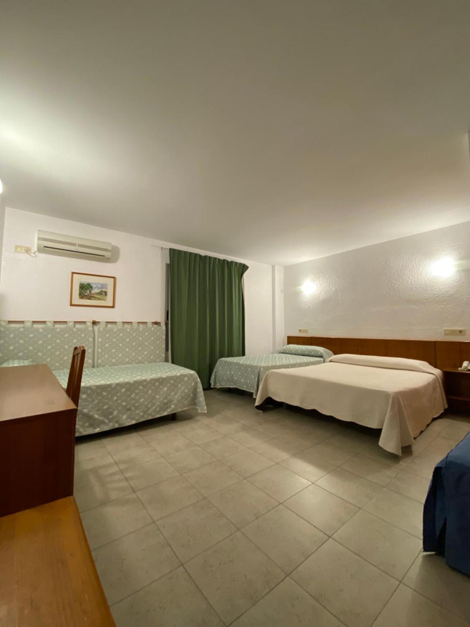 Hostal Blayet Valensiya Dış mekan fotoğraf